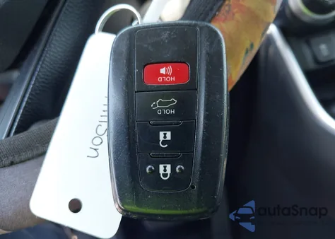 2019 Toyota Rav4 Xle из США, поврежденный, VIN JTMW1RFV7KD019686